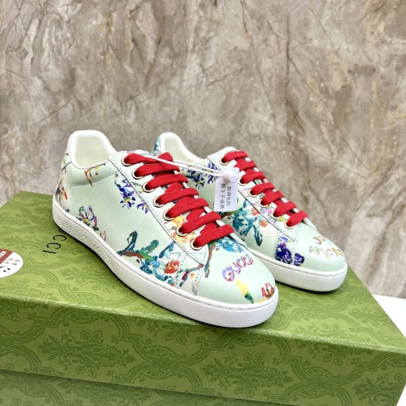 Gucci Sneakers